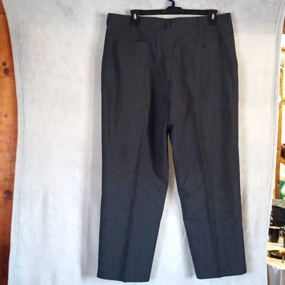 Apt.9 Men's Charcoal Pin Striped Flat Front Dress Pants Size 40x30. - Picture 3 of 10